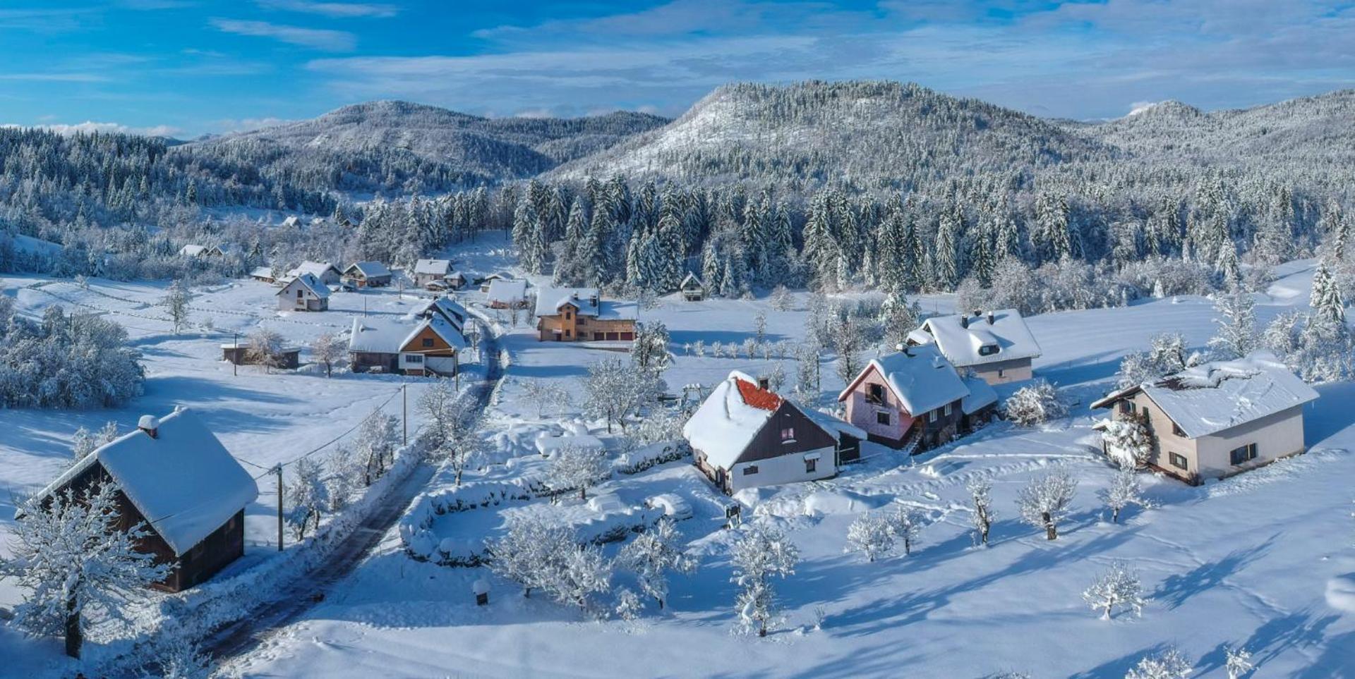 Holiday Home Gorski Lazi Trsce Luaran gambar